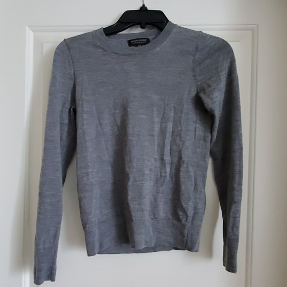 Banana Republic Sweaters - Banana Republic Extra Fine Merino Sweater